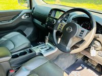 USED 2013 63 NISSAN NAVARA 2.5 DCI TEKNA 4X4 SHR DCB AUTOMATIC 188 BHP  Top Spec/Leather/Nav/Load liner & Canopy/Low mileage!