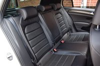 USED 2017 67 VOLKSWAGEN GOLF 2.0 R TSI DSG 5d 306 BHP PANROOF / DCC / PERFORMANCE PK