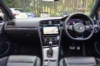 USED 2017 67 VOLKSWAGEN GOLF 2.0 R TSI DSG 5d 306 BHP PANROOF / DCC / PERFORMANCE PK