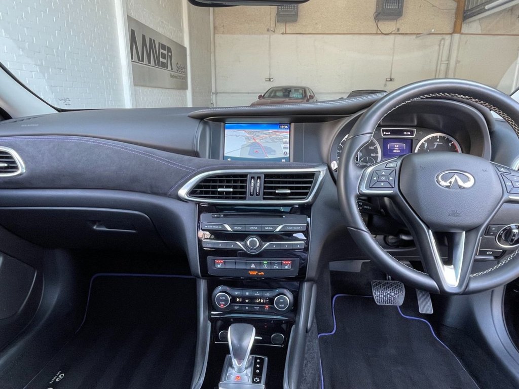 USED 2017 67 INFINITI Q30 1.5 BUSINESS EXECUTIVE D 5d 107 BHP 