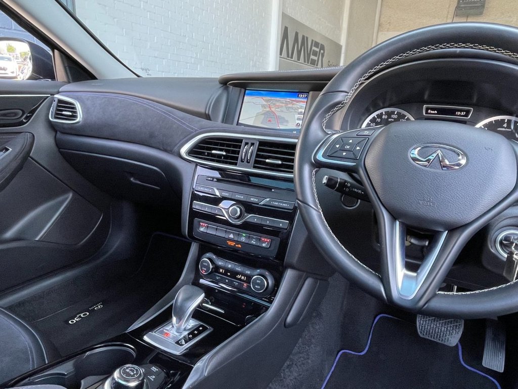 USED 2017 67 INFINITI Q30 1.5 BUSINESS EXECUTIVE D 5d 107 BHP 