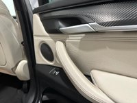 USED 2015 65 BMW X5 3.0 XDRIVE30D M SPORT 5d 255 BHP Striking Ivory White Interior, Matt Carbon Interior Accents, Panoramic Glass Slide Roof,