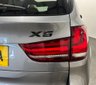 USED 2015 65 BMW X5 3.0 XDRIVE30D M SPORT 5d 255 BHP Striking Ivory White Interior, Matt Carbon Interior Accents, Panoramic Glass Slide Roof,