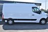 USED 2022 72 RENAULT MASTER 2.3 MM 35 DCI BUSINESS PLUS MANUAL L2 MWB 135 BHP EURO 6 AS NEW ONLY 3050 MILES