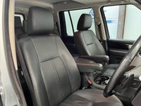 USED 2012 S LAND ROVER DISCOVERY Land Rover Discovery 4 3.0 SD V6 XS SUV 5dr Diesel Auto 4WD Euro 5 (255 bhp) Reverse Cam,Sat Nav,Bluetooth