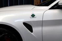 USED 2020 70 ALFA ROMEO GIULIA 2.9 V6 BITURBO QUADRIFOGLIO 4d 503 BHP QUADRIFOGLIO STEERING WHEEL, MEMORY HEATED SEATS, CARBON INTERIOR, HARMAN KARDON SOUND, MINERAL PEARL PAINT.