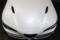 USED 2020 70 ALFA ROMEO GIULIA 2.9 V6 BITURBO QUADRIFOGLIO 4d 503 BHP QUADRIFOGLIO STEERING WHEEL, MEMORY HEATED SEATS, CARBON INTERIOR, HARMAN KARDON SOUND, MINERAL PEARL PAINT.