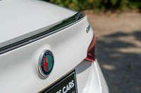 USED 2020 70 ALFA ROMEO GIULIA 2.9 V6 BITURBO QUADRIFOGLIO 4d 503 BHP QUADRIFOGLIO STEERING WHEEL, MEMORY HEATED SEATS, CARBON INTERIOR, HARMAN KARDON SOUND, MINERAL PEARL PAINT.