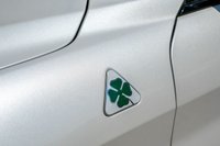USED 2020 70 ALFA ROMEO GIULIA 2.9 V6 BITURBO QUADRIFOGLIO 4d 503 BHP QUADRIFOGLIO STEERING WHEEL, MEMORY HEATED SEATS, CARBON INTERIOR, HARMAN KARDON SOUND, MINERAL PEARL PAINT.