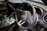 USED 2020 70 ALFA ROMEO GIULIA 2.9 V6 BITURBO QUADRIFOGLIO 4d 503 BHP QUADRIFOGLIO STEERING WHEEL, MEMORY HEATED SEATS, CARBON INTERIOR, HARMAN KARDON SOUND, MINERAL PEARL PAINT.