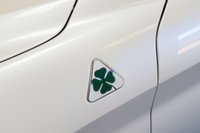 USED 2020 70 ALFA ROMEO GIULIA 2.9 V6 BITURBO QUADRIFOGLIO 4d 503 BHP QUADRIFOGLIO STEERING WHEEL, MEMORY HEATED SEATS, CARBON INTERIOR, HARMAN KARDON SOUND, MINERAL PEARL PAINT.