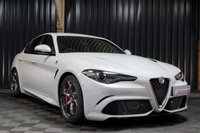 USED 2020 70 ALFA ROMEO GIULIA 2.9 V6 BITURBO QUADRIFOGLIO 4d 503 BHP QUADRIFOGLIO STEERING WHEEL, MEMORY HEATED SEATS, CARBON INTERIOR, HARMAN KARDON SOUND, MINERAL PEARL PAINT.