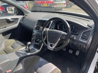 USED 2015 65 VOLVO XC60 2.0 D4 R-DESIGN NAV 5d 188 BHP 