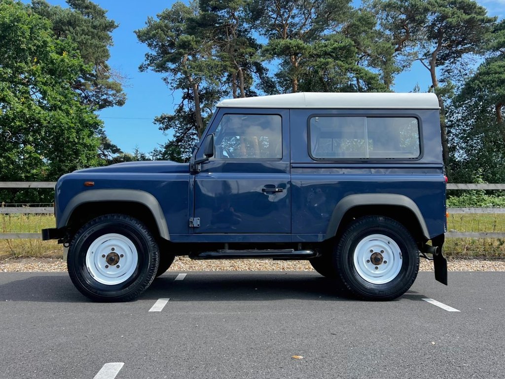 USED 2010 10 LAND ROVER DEFENDER 90 HARD TOP // SWB 2d // 2.4 121 BHP // pxswap 
