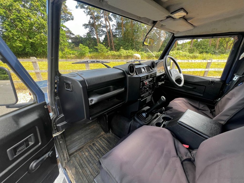 USED 2010 10 LAND ROVER DEFENDER 90 HARD TOP // SWB 2d // 2.4 121 BHP // pxswap 