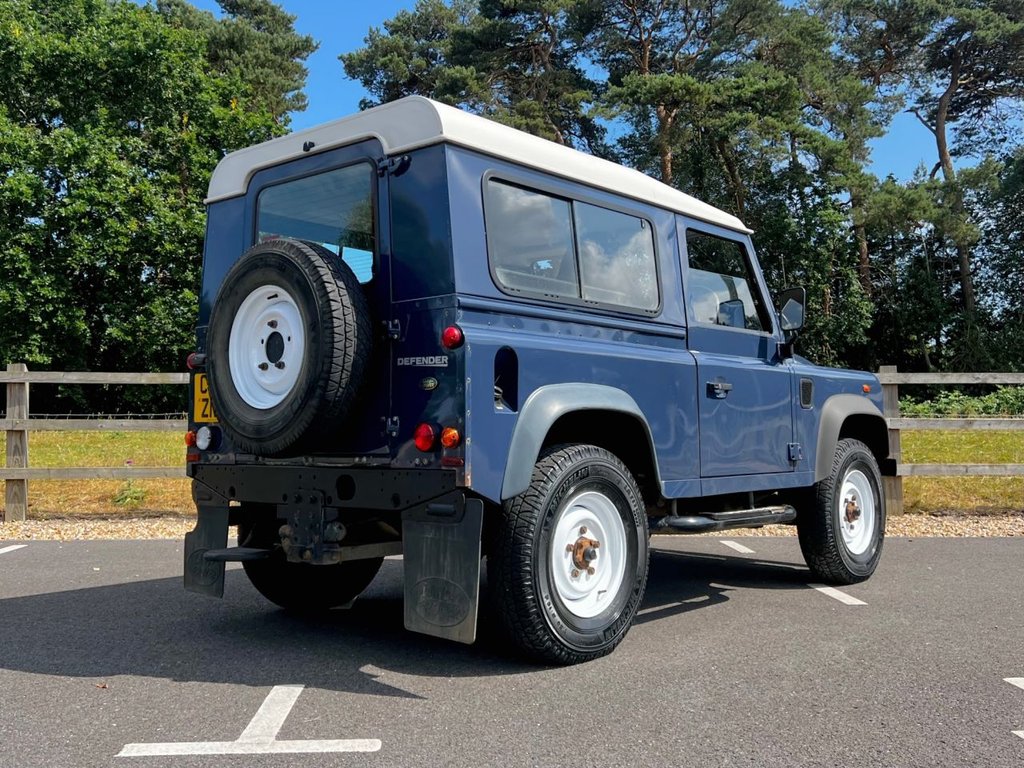 USED 2010 10 LAND ROVER DEFENDER 90 HARD TOP // SWB 2d // 2.4 121 BHP // pxswap 