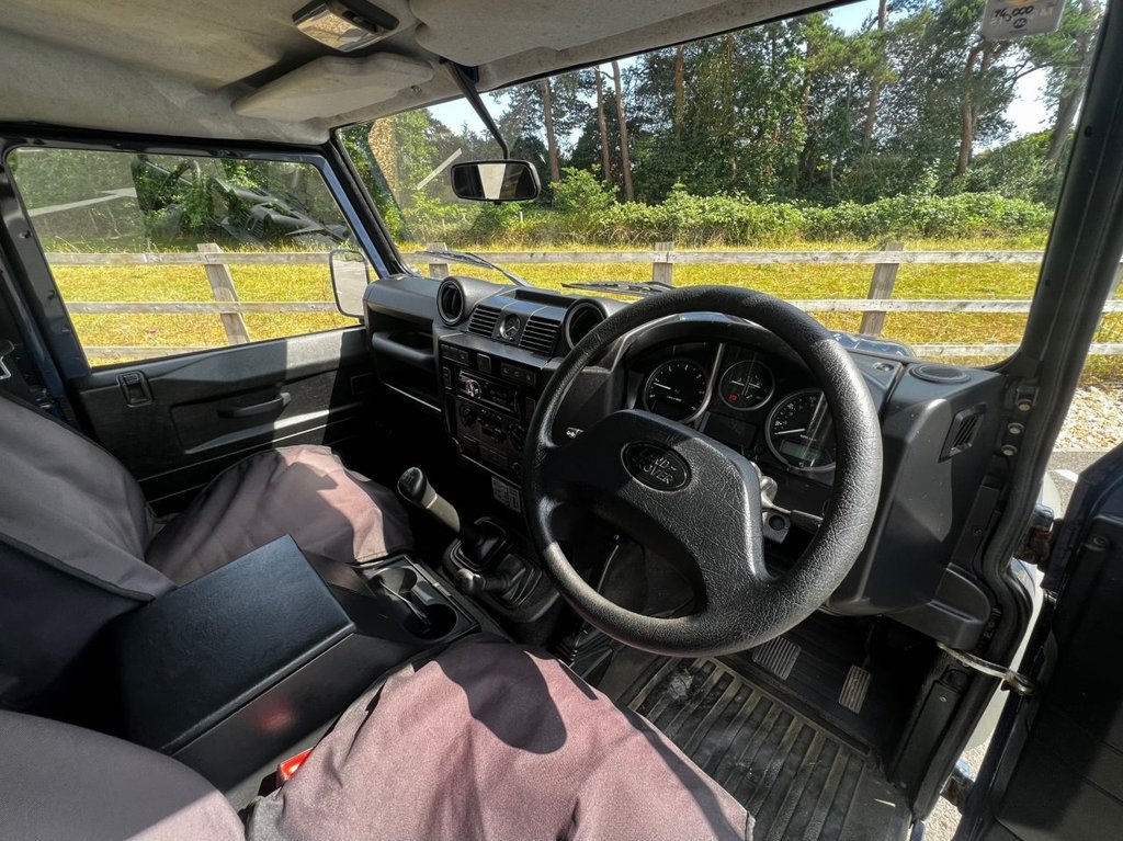 USED 2010 10 LAND ROVER DEFENDER 90 HARD TOP // SWB 2d // 2.4 121 BHP // pxswap 