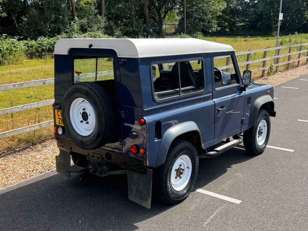 USED 2010 10 LAND ROVER DEFENDER 90 HARD TOP // SWB 2d // 2.4 121 BHP // pxswap 