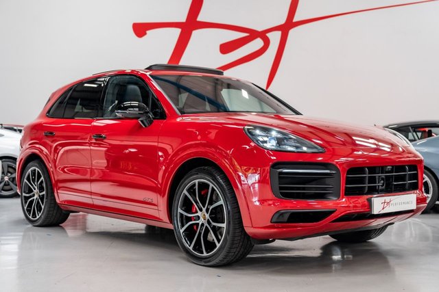 2020 20 Porsche Cayenne 4.0 GTS TIPTRONIC 5d 
