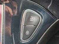 USED 2016 16 VAUXHALL CORSA 1.6 VXR 3d 202 BHP LED DAY TIME RUNNING LIGHTS +  18 INCH ALLOY WHEELS +  CRUISE CONTROL +  DAB RADIO +  BLUETOOTH +  USB +  CLIMATE CONTROL +  TRACTION CONTROL +