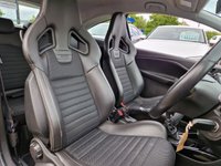 USED 2016 16 VAUXHALL CORSA 1.6 VXR 3d 202 BHP LED DAY TIME RUNNING LIGHTS +  18 INCH ALLOY WHEELS +  CRUISE CONTROL +  DAB RADIO +  BLUETOOTH +  USB +  CLIMATE CONTROL +  TRACTION CONTROL +