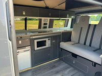 USED 2023 23 VOLKSWAGEN TRANSPORTER 2.0 T6-1 TRANSPORTER LUXURY 4 BERTH CAMPERVAN WITH REAR TAILGATE & REAR SHOWER BRAND NEW! LUXURY 4 BERTH