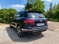 USED 2015 65 VOLKSWAGEN TOUAREG 3.0 V6 R-LINE TDI BLUEMOTION TECHNOLOGY 5d 259 BHP 20in DIAMOND CUT ALLOYS-FSH