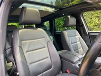 USED 2015 65 VOLKSWAGEN TOUAREG 3.0 V6 R-LINE TDI BLUEMOTION TECHNOLOGY 5d 259 BHP 20in DIAMOND CUT ALLOYS-FSH