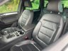 USED 2016 66 VOLKSWAGEN TOUAREG 3.0 V6 R-LINE TDI BLUEMOTION TECHNOLOGY 5d 259 BHP RECENT MAIN DEALER SERVICE - 05/23