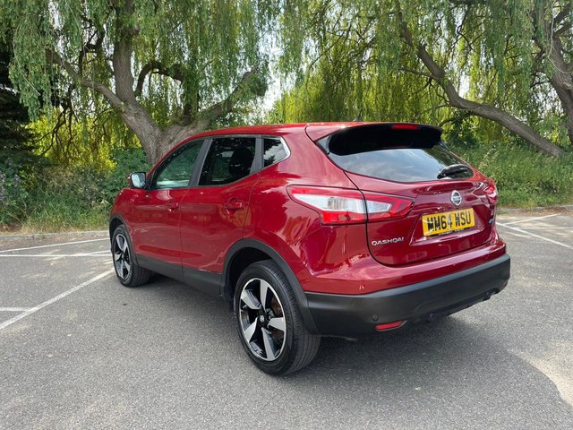 View our NISSAN QASHQAI