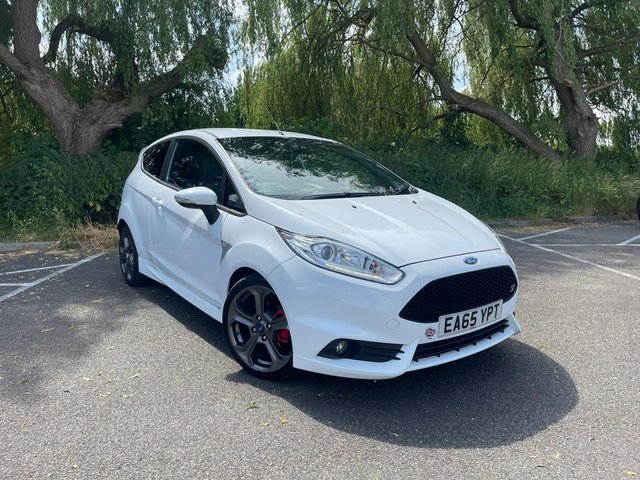 2015 65 Ford Fiesta 1.6 ST-3 3d 180 BHP
