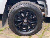 USED 2016 16 VOLKSWAGEN AMAROK 2.0 DC TDI HIGHLINE 4MOTION 180 BHP 2016 VW AMAROK HIGHLINE - 2.0 TDi - 4MOTION - AUTOMATIC - PICKUP TRUCK - MARGIN VEHICLE NO VAT - LEATHER - NAV - REAR SENSORS - ONLY 2 FORMER KEEPERS - DOCUMENTED SERVICE HISTORY