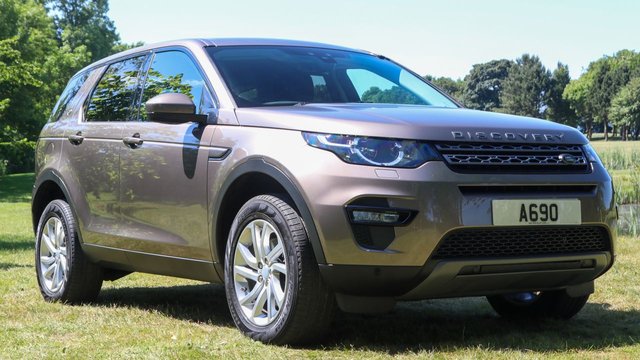 2016 66 Land Rover Discovery Sport 2.0 TD4 (180) SE Tech 5dr Automatic Euro 6 (7 Seater, Winter Pack, Privacy Glass)