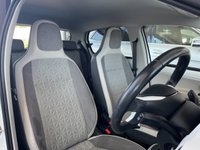 USED 2019 19 VOLKSWAGEN UP 1.0 UP BY BEATS 5d 74 BHP BLUETOOTH HANDSFREE - AIR CONDITIONING - ALLOY WHEELS - TINTED WINDOWS - LOW INSURANCE GROUP