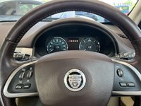 USED 2013 63 JAGUAR XF 2.2 D PREMIUM LUXURY 4d 200 BHP 9 x SERVCIE STAMPS INCLUDING CAMBELT DONE IN 2022 - NAVIGATION - BLUETOOTH - CLIMATE CONTROL - HEATED SEATS - HEATED WINDSCREEN - POWER MEMORY FRONT SEATS - 18" ALLOY WHEELS