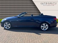 USED 2012 61 LEXUS IS 2.5 250C ADVANCE 2d 205 BHP 11 SERVICES (10 MAIN LEXUS DEALER) - NAVIGATION SYSTEM - DAB RADIO - BLUETOOTH HANDSFREE - 18"ALLOYS - CLIMATE CONTROL - BLACK LEATHER