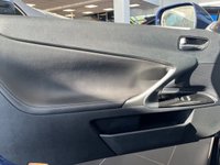 USED 2012 61 LEXUS IS 2.5 250C ADVANCE 2d 205 BHP 11 SERVICES (10 MAIN LEXUS DEALER) - NAVIGATION SYSTEM - DAB RADIO - BLUETOOTH HANDSFREE - 18"ALLOYS - CLIMATE CONTROL - BLACK LEATHER