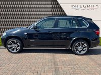 USED 2011 60 BMW X5 3.0 XDRIVE30D M SPORT 5d 241 BHP USB INTERFACE - POWER DRIVE AND PASSENGER SEATS - HEATED SEATS - DUAL ZONE AIR CONDITIONING - 20" LIGHT SPOKE ALLOY WHEELS