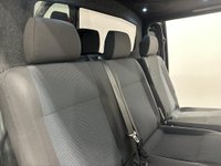 USED 2018 18 VOLKSWAGEN TRANSPORTER 2.0 T32 TDI KOMBI HIGHLINE BMT 201 BHP Double Electric Side Slide Door