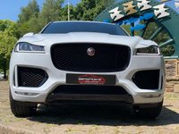 USED 2020 70 JAGUAR F-PACE 2.0 CHEQUERED FLAG AWD 5d 178 BHP HUGE SPEC - 'CHEQUERED FLAG LIMITED EDITION' - AWD - TURBO DIESEL - AUTOMATIC - FULL PREMIUM ELEC/HEATED LEATHER - PANORAMIC GLASS ROOF - 1 PRIVATE OWNER - FULL J/L/R SERVICE HISTORY