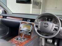 USED 2012 62 VOLKSWAGEN PHAETON 3.0 V6 TDI 4MOTION SWB 4d 237 BHP 