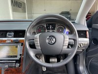 USED 2012 62 VOLKSWAGEN PHAETON 3.0 V6 TDI 4MOTION SWB 4d 237 BHP 