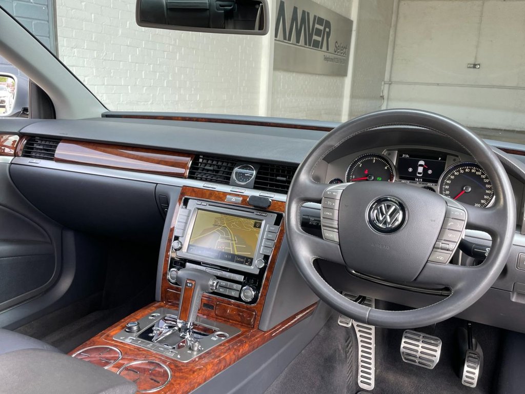 USED 2012 62 VOLKSWAGEN PHAETON 3.0 V6 TDI 4MOTION SWB 4d 237 BHP 