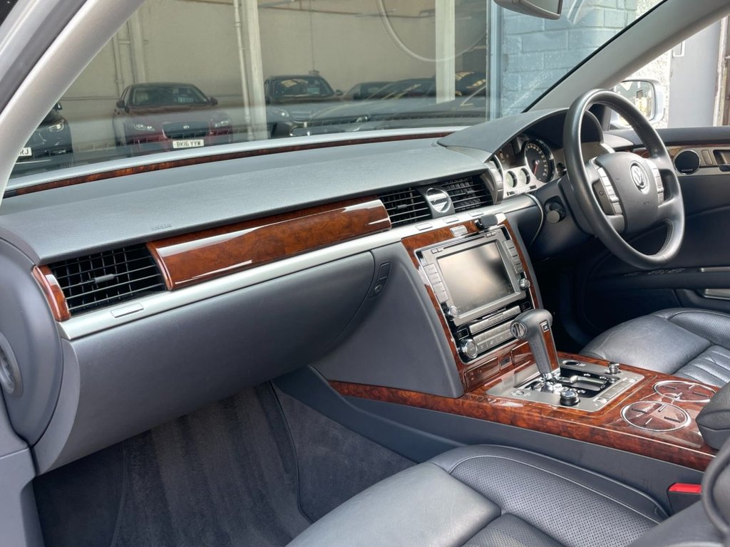 USED 2012 62 VOLKSWAGEN PHAETON 3.0 V6 TDI 4MOTION SWB 4d 237 BHP 