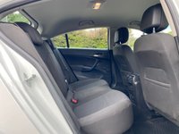 USED 2014 14 VAUXHALL INSIGNIA 1.8 DESIGN NAV 5d 138 BHP 
