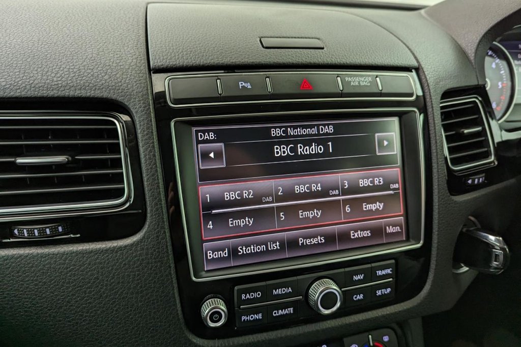 USED 2015 65 VOLKSWAGEN TOUAREG 3.0 V6 ESCAPE TDI BLUEMOTION TECHNOLOGY 5d 259 BHP 