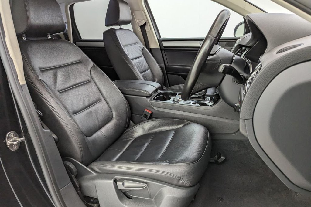 USED 2015 65 VOLKSWAGEN TOUAREG 3.0 V6 ESCAPE TDI BLUEMOTION TECHNOLOGY 5d 259 BHP 