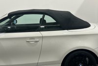 USED 2013 13 BMW 1 SERIES 2.0 118D SPORT PLUS EDITION 2d 141 BHP Striking Alpine White, High gloss Black Alloy Wheels, Black Boston Leather Interior