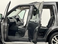 USED 2015 65 LAND ROVER DISCOVERY 3.0 SDV6 HSE 5d 255 BHP Complete Landrover Service Record inc "Timing belts"  27-10-2016  7003  Miles,  31-10-2017  16120  Miles,    05-09-2018   23112  Miles,  12-09-2019  32366  Miles,  03-08-2020  37600  Miles,  20-08-2021  45035  " Timing Belts" Miles,  27-09-2022  54728  Miles
