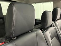 USED 2015 65 LAND ROVER DISCOVERY 3.0 SDV6 HSE 5d 255 BHP Complete Landrover Service Record inc "Timing belts"  27-10-2016  7003  Miles,  31-10-2017  16120  Miles,    05-09-2018   23112  Miles,  12-09-2019  32366  Miles,  03-08-2020  37600  Miles,  20-08-2021  45035  " Timing Belts" Miles,  27-09-2022  54728  Miles